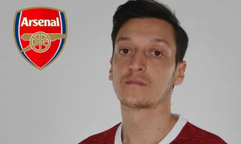 Lộ tương lai Ozil, fan Pháo thủ chào đón số 10 mới