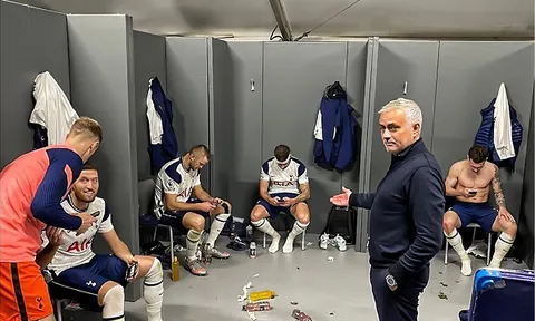 Loạt bài đăng hài hước của 'U57' Mourinho trên Instagram
