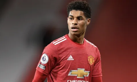 Louis Saha: 'Rashford đừng cố sao chép Ronaldo'