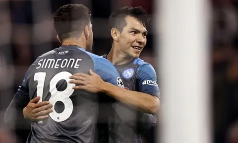 "Cậu ấy có thể cập bến M.U hoặc Everton"