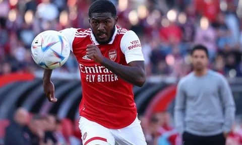 Lựa chọn nào cho người ngoài cuộc tại Arsenal?