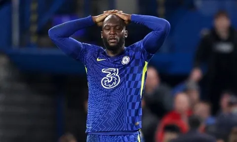 Bị Tuchel gạch tên, Lukaku ra quyết định bất ngờ về tương lai