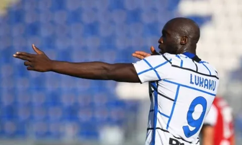 Lukaku bứt tốc từ sân nhà ghi bàn, Inter ngược dòng chiến thắng