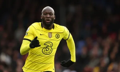 Lukaku chạm bóng 2 lần trong 1 hiệp, Tuchel thừa nhận do thiếu 2 sao Chelsea