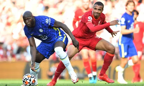“Lukaku chọn đối đầu với Matip và bị chặn lại”
