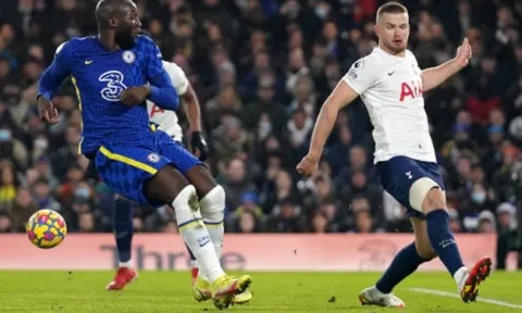 Lukaku lại giật mình; Kane ngơ ngác mừng hụt