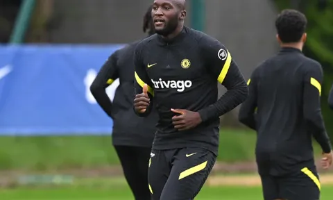 Lukaku nở nụ cười, hứng khởi trong buổi tập đầu tiên cùng Chelsea