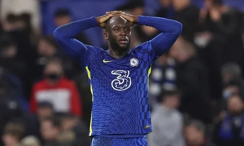 Lukaku sa sút thảm hại kể từ khi đến Chelsea