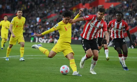 Klopp cần giải thoát cho Minamino