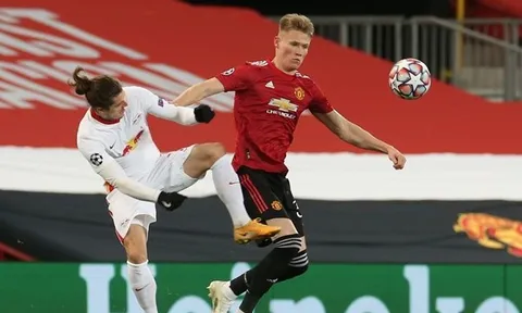 "Mad dog" Man Utd muốn tiến bộ, chỉ ra điều cần học ở Harry Maguire