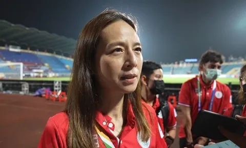 Madam Pang bất ngờ với không khí sân Thiên Trường