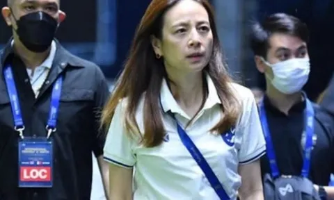 Madam Pang lo hết cho tuyển thủ Thái Lan bị đứt dây chằng