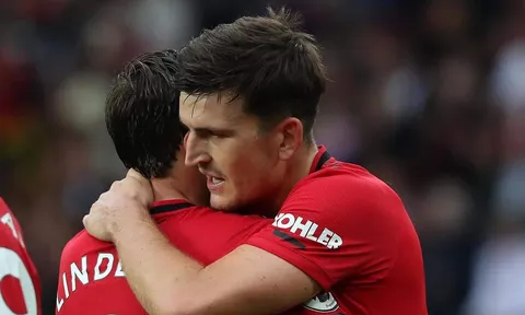 Man Utd tranh trung vệ với Arsenal: Đừng dại mà mắc sai lầm