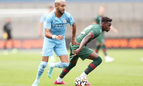 Mahrez ghi bàn + kiến tạo, Man City thắng đậm Barnsley