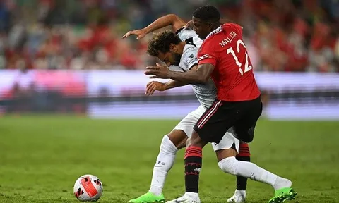 "Tôi ước cậu ấy khiến mọi người quên đi Patrice Evra"