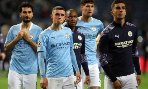 Man City ngã ngựa, CĐV Man Utd lập tức "đá xoáy" cực gắt