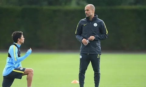 Man City tập luyện sau trận derby Manchester
