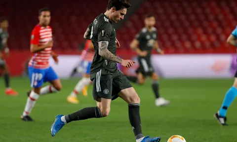 Lindelof đã làm được 2 việc khó, giờ còn ai dám chê?
