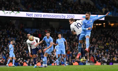 Màn trình diễn xuất sắc của kẻ hủy diệt Man City