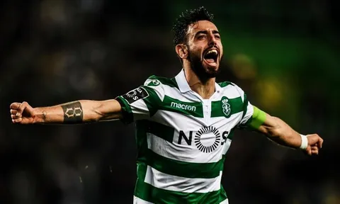 "Man United cần mua thêm 2 cầu thủ đó"