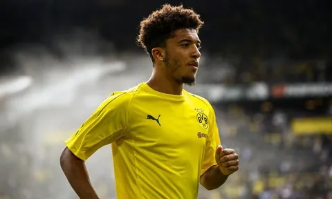 Sau Liverpool, tới lượt 'gã khổng lồ' giành Sancho với Man Utd