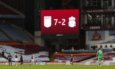 Man Utd 1-6 Spurs, Liverpool 2-7 Villa: Đâu là thất bại nhục nhã nhất EPL?