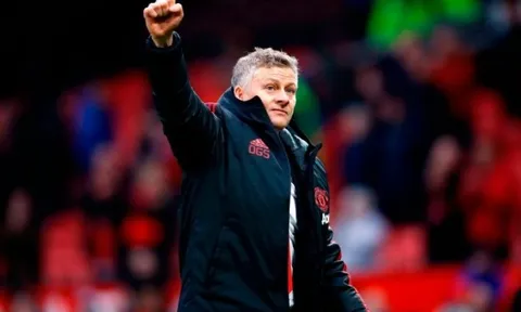 Man Utd chi 38 triệu bảng cho hậu vệ bị thất sủng ở Turin