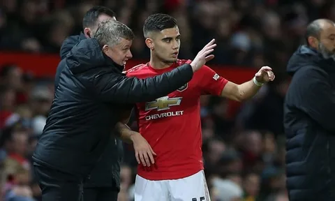 Man Utd chốt giá bán "người thừa" cực sốc