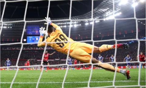 Man Utd xác định thủ môn 51 triệu bảng thay De Gea