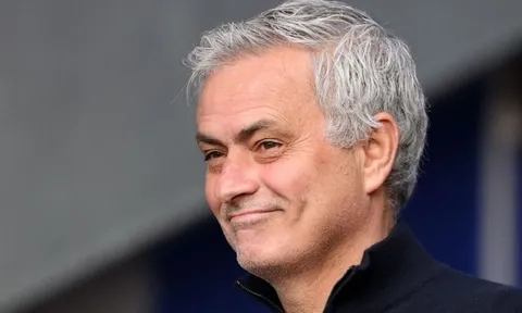 Man Utd chú ý, Mourinho và Roma nhắm bộ đôi "hàng nóng" của Ole