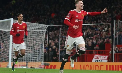 "Man Utd có 2 tiền vệ xuất sắc nhất thế giới"