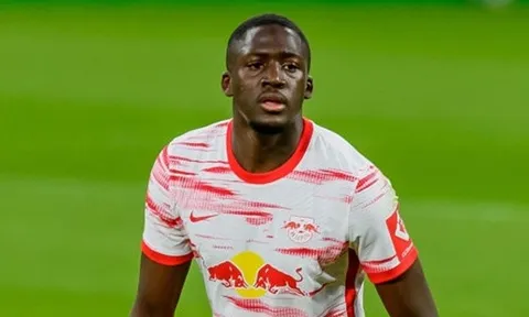 Man Utd có lẽ nên học theo cách mua sắm của Liverpool