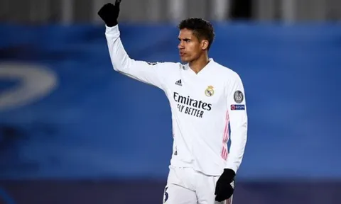 "Man Utd còn cách Varane 12 triệu bảng"