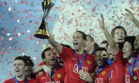 Man Utd cuối cùng đã có người thay thế Rio Ferdinand