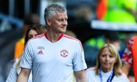 Man Utd đàm phán với cạ cứng của Jadon Sancho
