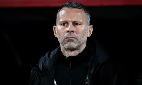 Man Utd đấu Arsenal, Ryan Giggs lập tức cảnh báo Solskjaer 1 điều