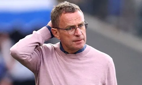 Man Utd đôn 3 cầu thủ trẻ lên đội một