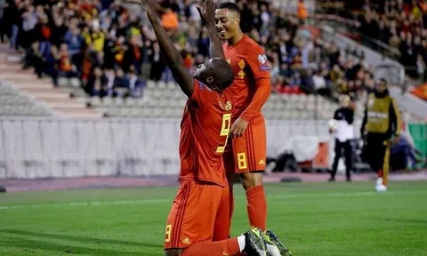 Lukaku đi vào lịch sử, fan Man Utd lập tức 'triệu hồi' Solskjaer