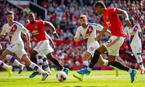Trước ngày Man Utd ra quân, Berbatov đưa ra lời "sấm truyền"