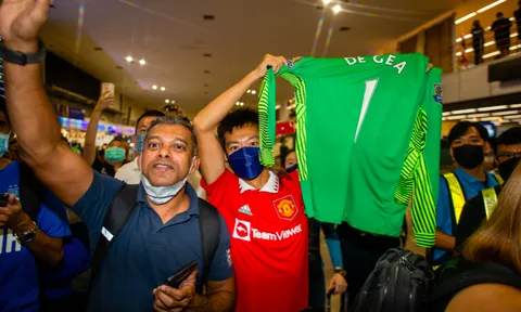 Man Utd gây náo loạn ở Thái Lan dù không có Ronaldo