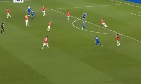 Man Utd khiến NHM choáng ngợp vì màn ban bật như lập trình