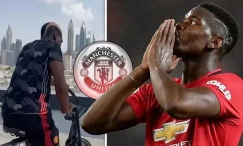 Man Utd khủng hoảng, run rẩy chờ Liverpool và đây là điều Pogba đang làm