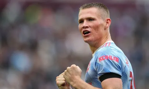 Man Utd lo ngại chữ ký 100 triệu không tốt hơn McTominay