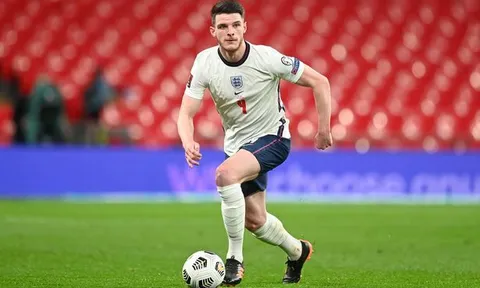 Man Utd nhắm máy quét Ligue 1 dự phòng cho Declan Rice