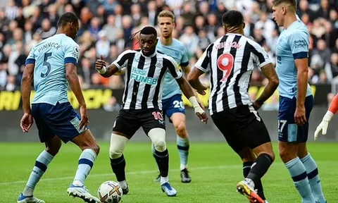 M.U nhận tin vui từ 'kẻ hủy diệt' Man City