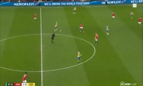 Man Utd ôm hận sau tình huống vô trách nhiệm của Rashford