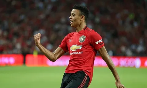 Được 'ăn cơm tuyển', sao Man Utd gửi thông điệp đanh thép