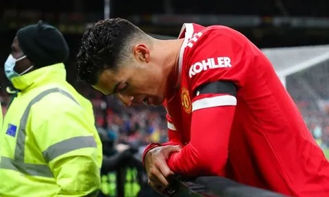 Man Utd tệ hại, Ronaldo mất trắng khoản tiền hấp dẫn