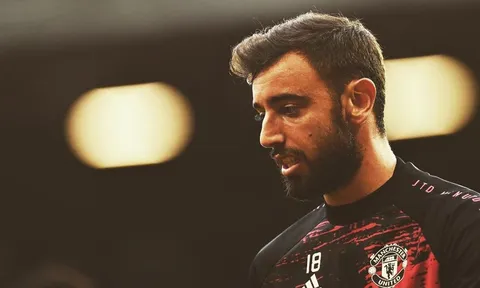 Man Utd thua "set tennis", Bruno Fernandes gửi ngay bức tâm thư đến NHM