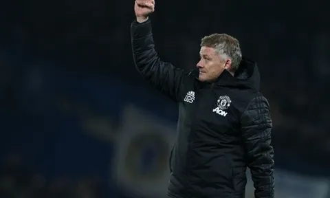Man Utd thăng hoa, nhưng Solskjaer không thể mãi che được điểm yếu